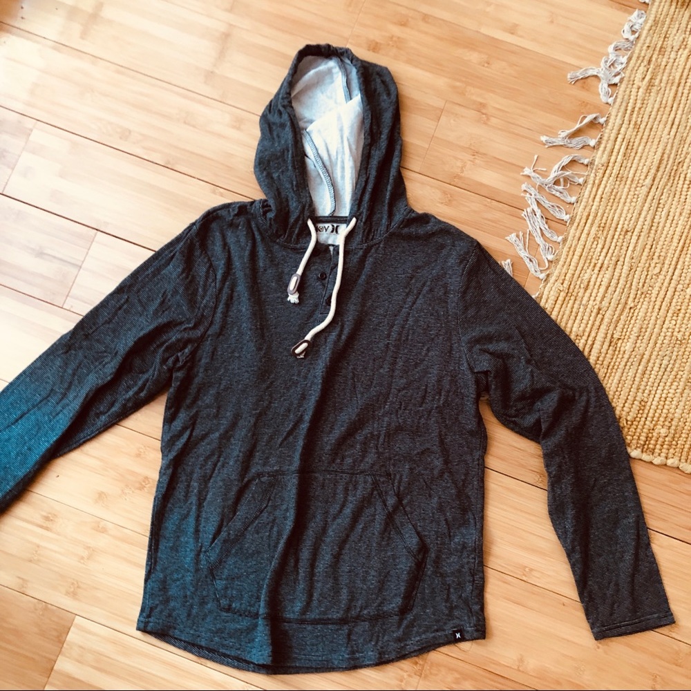 Hurley sweatshirt